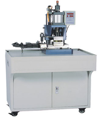 <b>YUY-CMT01冷沖模具實驗實訓臺</b>